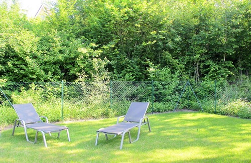 Machtlos Casa | Precioso apartamento en villa para 5 personas con piscina, TV, terraza y mascotas permitida