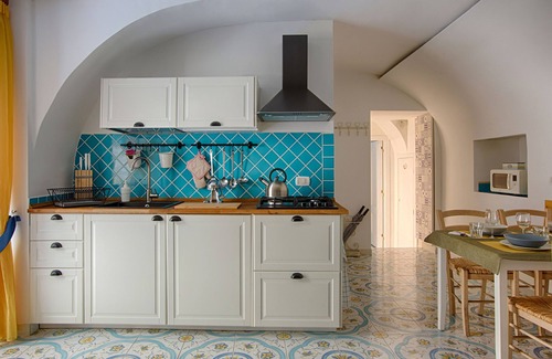 Vittorio Emanuele Apartamento | Lovely apartment near via dei Mille - Chiaia area