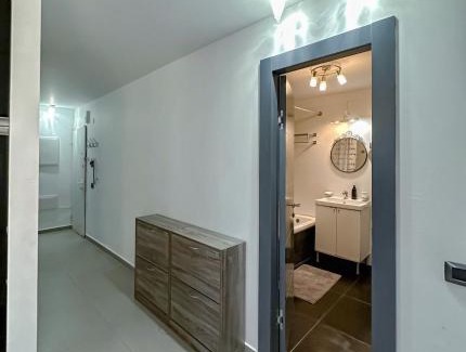 Bat Yam Apartamento | Lovely apartment with sea view