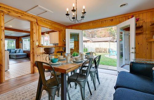 Au Gres Casa | Lovely Au Gres Cottage with Hot Tub Walk to Beach!