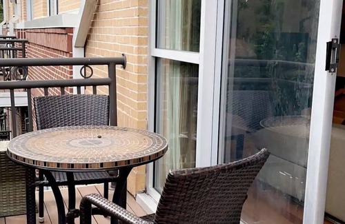 NoDa Condominio | Lovely Condo in the Very Heart of NoDA