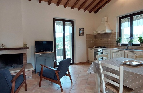 Todi Cabaña | Lovely Cottage in the Tiber River Park, panoramic eclusivo near Todi