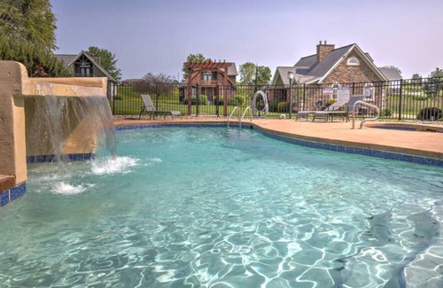 Millersburg Cabaña | Lovely Cottage W/ Jacuzzi & Fireplace