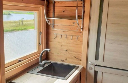 Hradec Kralove Casa | Precioso apartamento en villa para 4 personas con WIFI, A/C, TV, patio y mascotas permitida