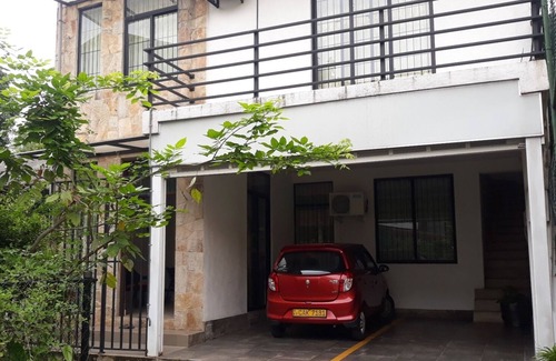 Borella Casa | Lovely Freedom 03 Bedrooms Vacation home in Colombo