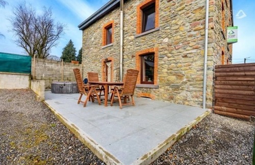 Bovigny Casa | Auténtica casa de vacaciones en Gouvy con bienestar