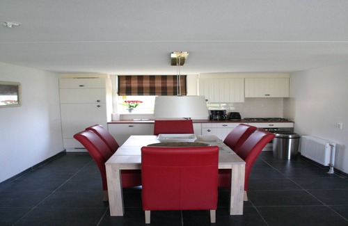 Medemblik Casa | casa de vacaciones con embarcadero