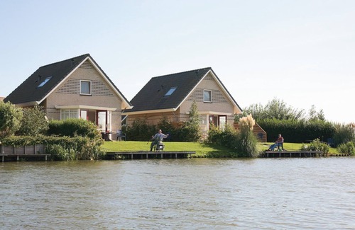 Medemblik Casa | casa de vacaciones con embarcadero