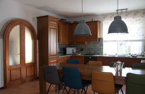 Casalini Casa | Amplia villa con piscina y jardines privados olivos, cerca del lago Trasimeno