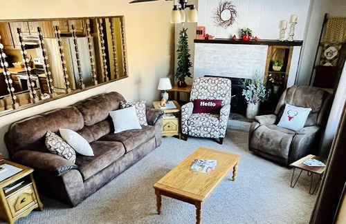 Carrington Casa | Lovely Home for the family with a huge yard and central location