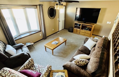 Carrington Casa | Lovely Home for the family with a huge yard and central location