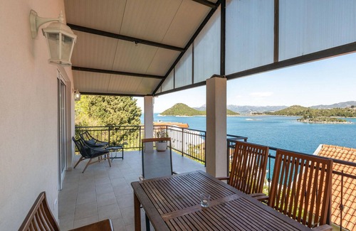 Slivno Casa | Preciosa casa en Blace con sauna