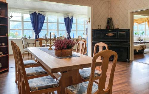 Reed Casa | Lovely Home In Breim With Kitchen