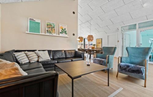 Øer Strand Casa | Lovely Home In Ebeltoft With Sauna