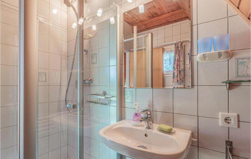 Friedrichskoog-Spitze Casa | Lovely Home In Friedrichskoog With Wifi