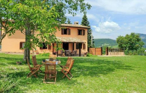 Pievebovigliana Casa | Lovely Home In Valfornace