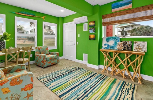 Painters Hill Casa | Lovely home w/wrap-around views of sunrise and sunset over the Atlantic