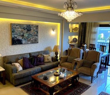 New Cairo Apartamento | Lovely hotel apart in front Auc