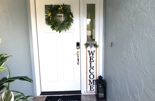 Sarasota Casa | Lovely House in Sarasota, close to UTC Mall, Nathan B Park, and Siesta Key Beach