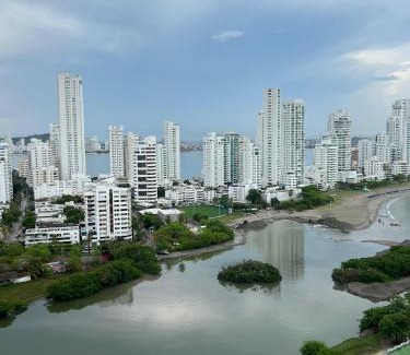 Cartagena District Apartamento | Lovely I bedroom with pool and views