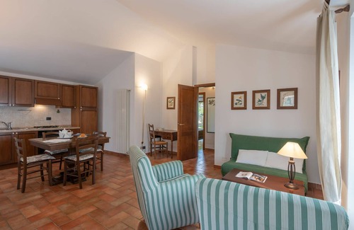Ponte di Gabbiano Apartamento | Hermoso apartamento para 4 personas con A/C, WIFI, piscina, TV y mascotas permitida, cerca de Siena