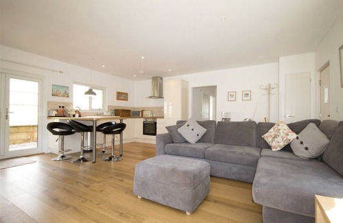 Sedlescombe Cabina | Lovely Lodge on one floor in Country setting