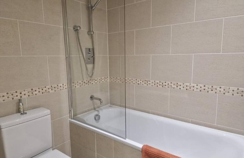 Queen's Park Apartamento | Lovely London on a budget!