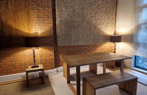 Queen's Park Apartamento | Lovely London on a budget!