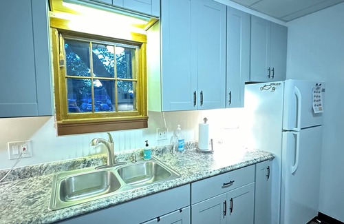 Milwaukee Casa | Lovely Milwaukee / West Allis Bungalow Home ^ Only 12 min from RNC Convention