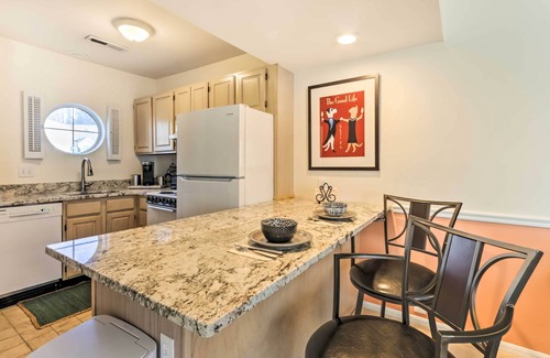 Norwich Villa | Lovely Norwich Villa, On Golf Course w/ Amenities!