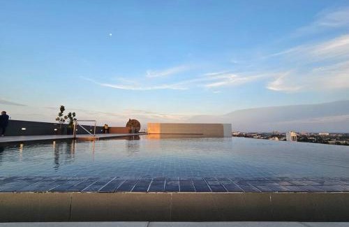 Taman Charming Apartamento | Lovely Podium CityView 3Bedroom with Pool A3