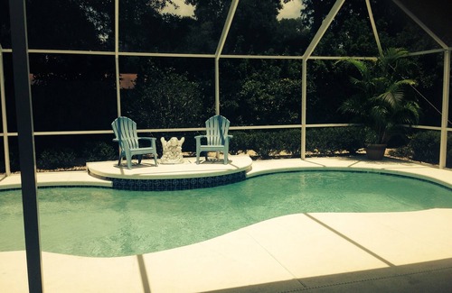 DeLand Casa | Lovely Pool Home en Ciudad histórica cerca de la playa y parques temáticos