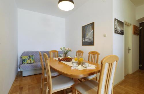 Plisac Apartamento | Lovely Rita's Sibenik - cosy apartment in city center