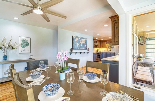 Grants Pass Casa | Lovely Riverfront Grants Pass Home: Pool & Hot Tub