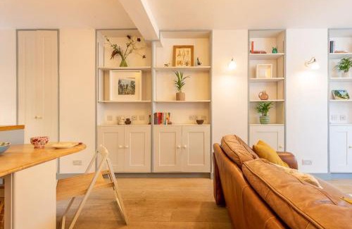 Telegraph Hill Apartamento | Lovely self-contained basement studio with kitchen