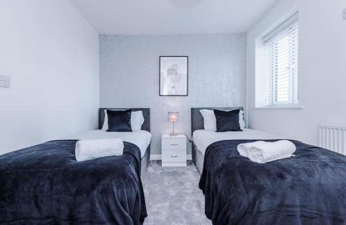 Bury Casa | Lovely three bed home Manchester