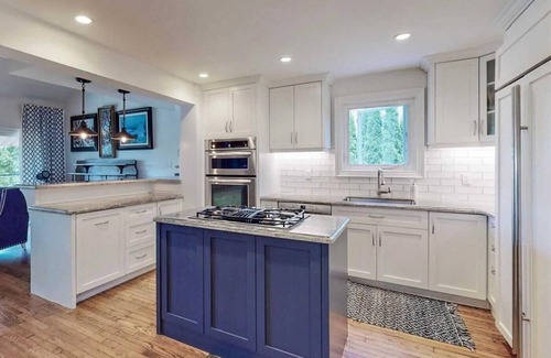 Whitchurch-Stouffville Casa | Lovely views, magnificent sunsets from inside, decks and dock