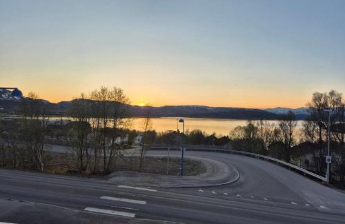 Tromso Apartamento | lovly 4 bedroom house