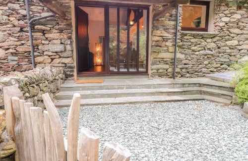 Waterhead Casa | Low Brow Barn