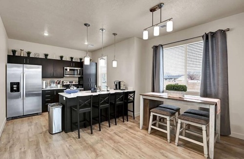 Orem North Apartamento | Two Bed Tranquility Retreat