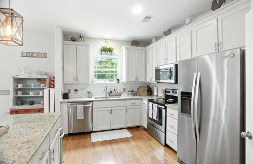 Bluffton Casa | Lowcountry Luxury Near Palmetto Bluff home