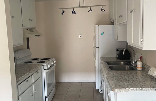 Fairway Park Condominio | Lower 2 bedroom 2 bathroom condoAt great location!