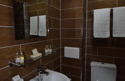 Valentines Hotel | Lucky 8 Hotel