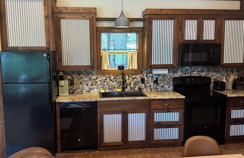 Sanatorium Cabina | Lucky Dog Lakeside Cabin on Prentiss Walker Lake