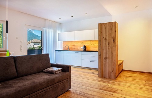 Cornaiano Apartamento | 'Luislhof Hof - Apartamento Vinum' con vistas a la montaña, terraza y Wi-Fi