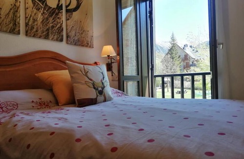 Taull Apartamento | Lujo y vistas - hidromasaje, fuego y piscina en la montaña - Herbasabina 5