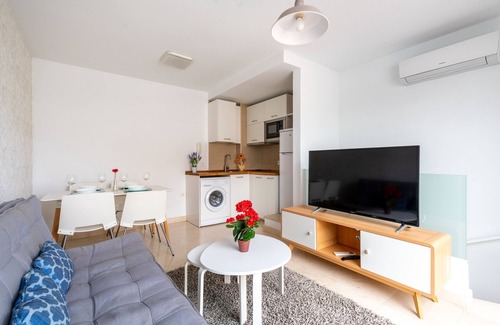 San Lorenzo Apartamento | Lumbreras, 2 dormitorios, terraza privada