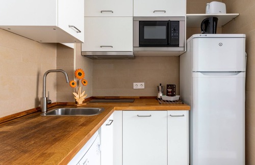 San Lorenzo Apartamento | Lumbreras, 2 dormitorios, terraza privada