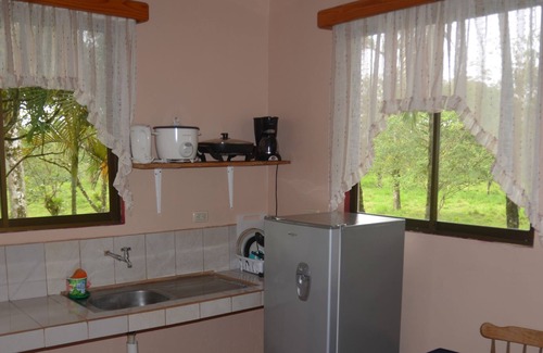 Aguas termales de Arenal Hotel | Lumbres del Arenal Cabinas y Villas