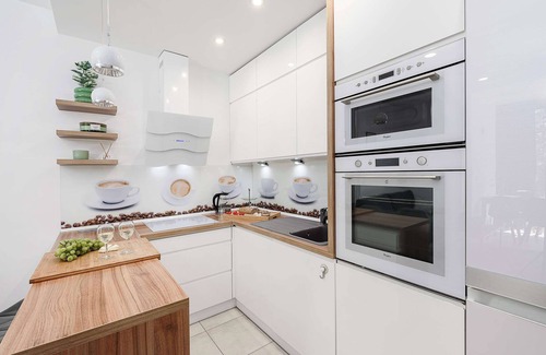 Zoliborz Apartamento | Lumina spacious apartments with parking in Warsaw
